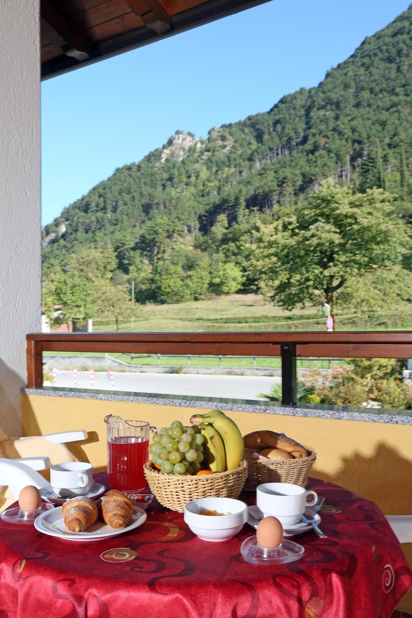Hotel Residence La Pertica Tremosine Luaran gambar